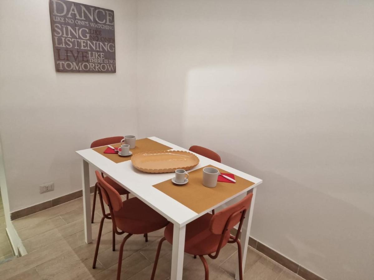 Villa Red House Aeroporto di Catania Fontana Rossa Esterno foto